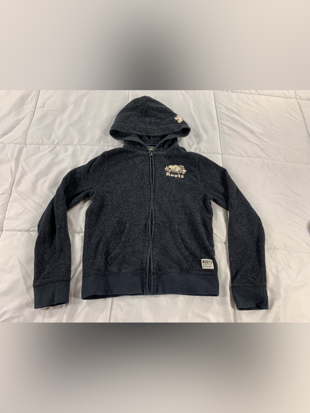 Pre loved ROOTS sweater boys (13-14Y) size XXL